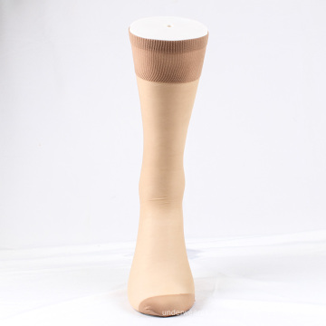 China fornecedor de cor da pele nude meias femininas de tornozelo transparente com preço barato